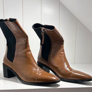 CAVERLEY Marcus Boots - Elegant Tan and Black Heeled Boots